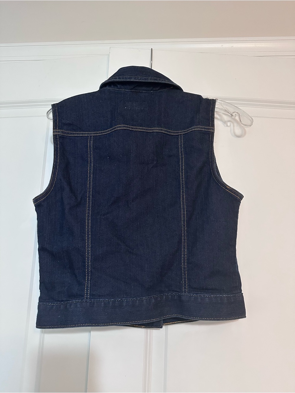 Excellent Condition Loft size XS Dark Wash Denim Vest w/ Dual Flap Pocket - Picture 2 of 2